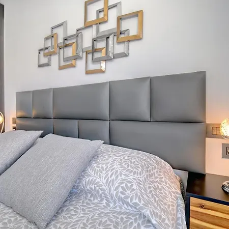 Penthouse Deluxe, Carolina Park, Apartment